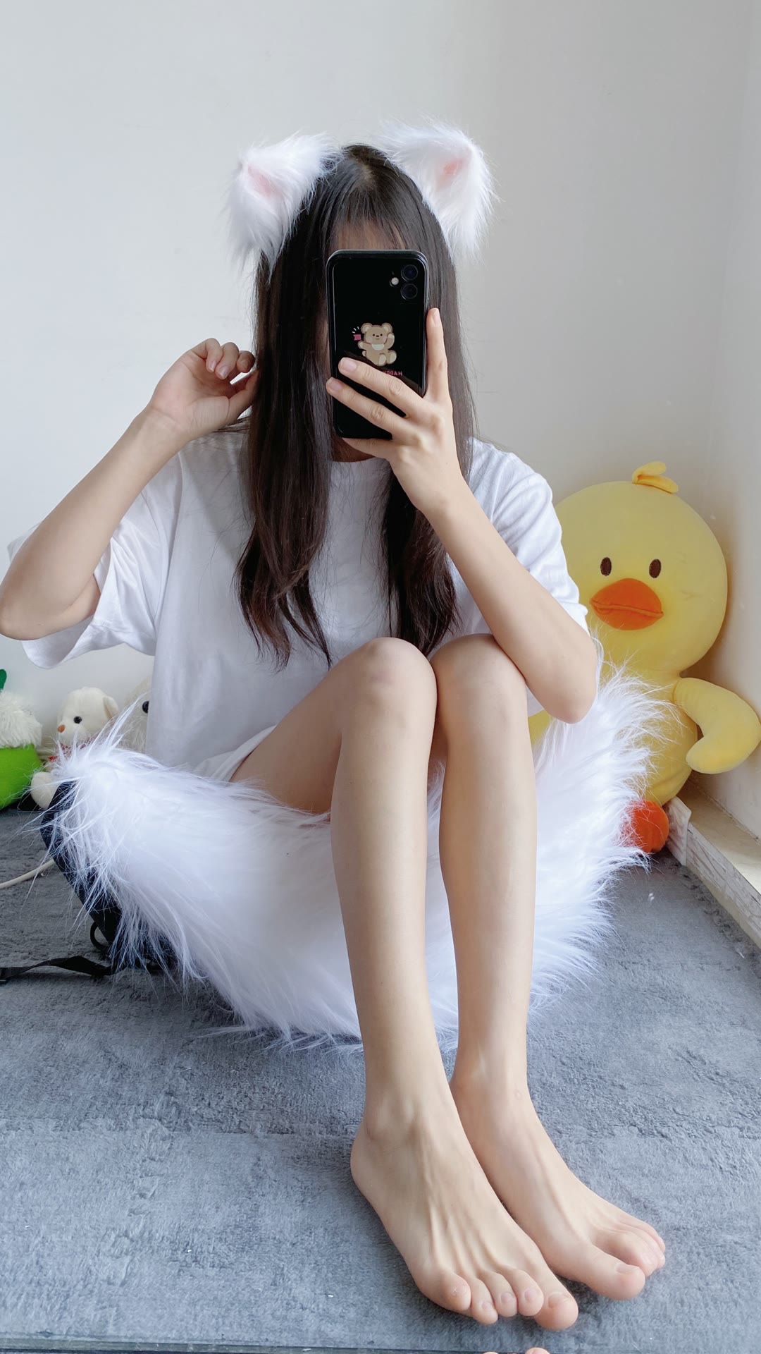 坐在毛毛上的肉丝玉足超嫩小姐姐-自拍论坛-日常生活-星来资源网